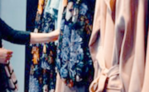 ��䁷������U��ͬ