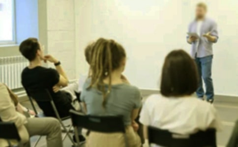 �oʿ��Փ��Ӗ�ĵ��w��